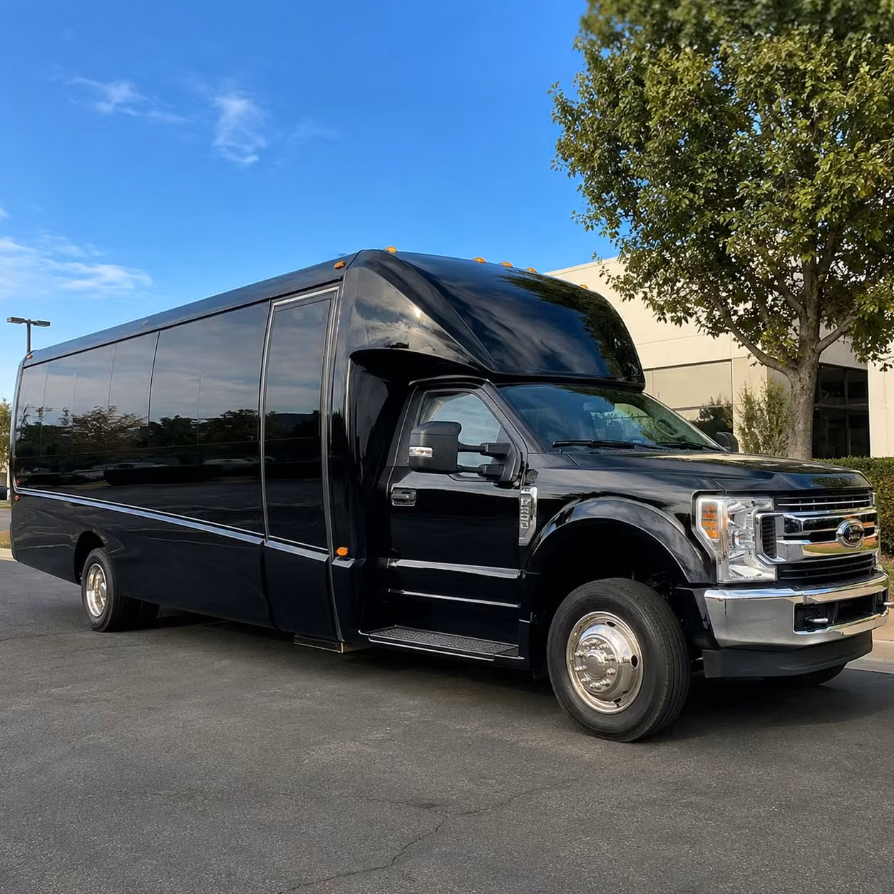 pasadena 15 passenger minibus rental