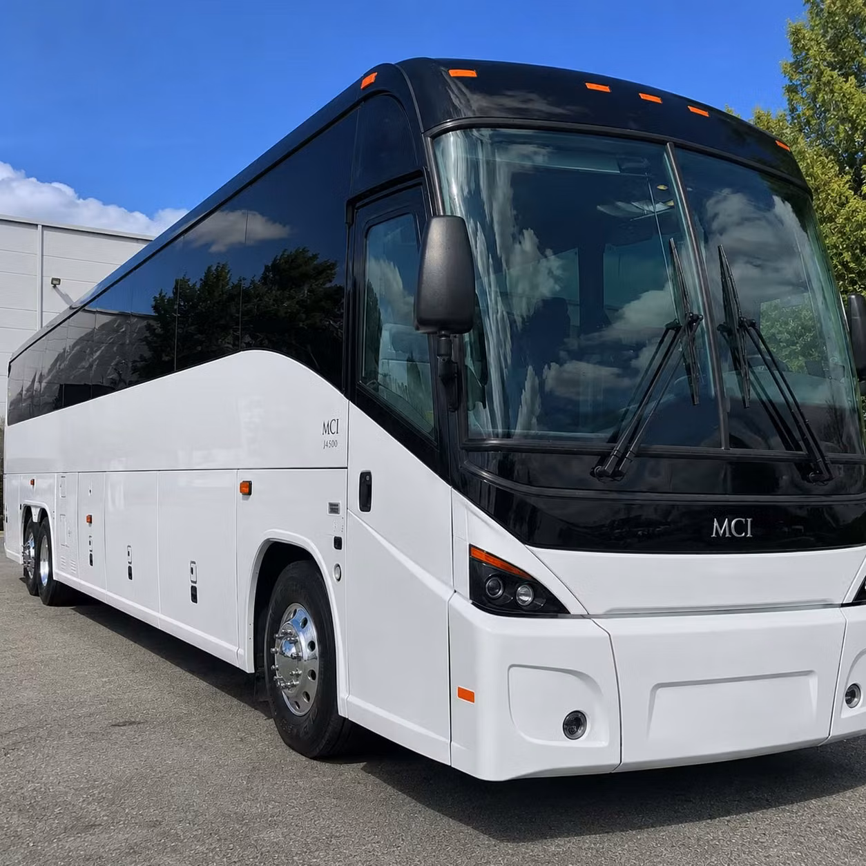 shuttle your pasadena workforce away from the 210 and 134 freeway grind